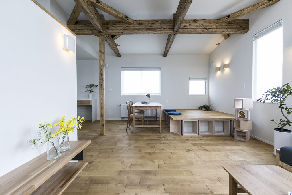 無垢×小上がりのある家